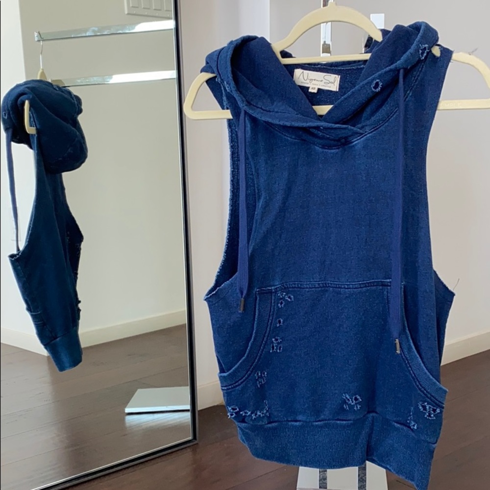 Niyama sol blue sleeveless destroyed hoodie xs